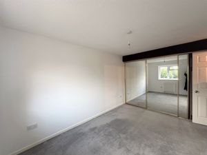 Bedroom- click for photo gallery